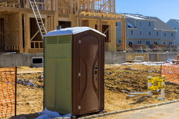 Porta potty delivery and setup in Camino Tassajara, CA